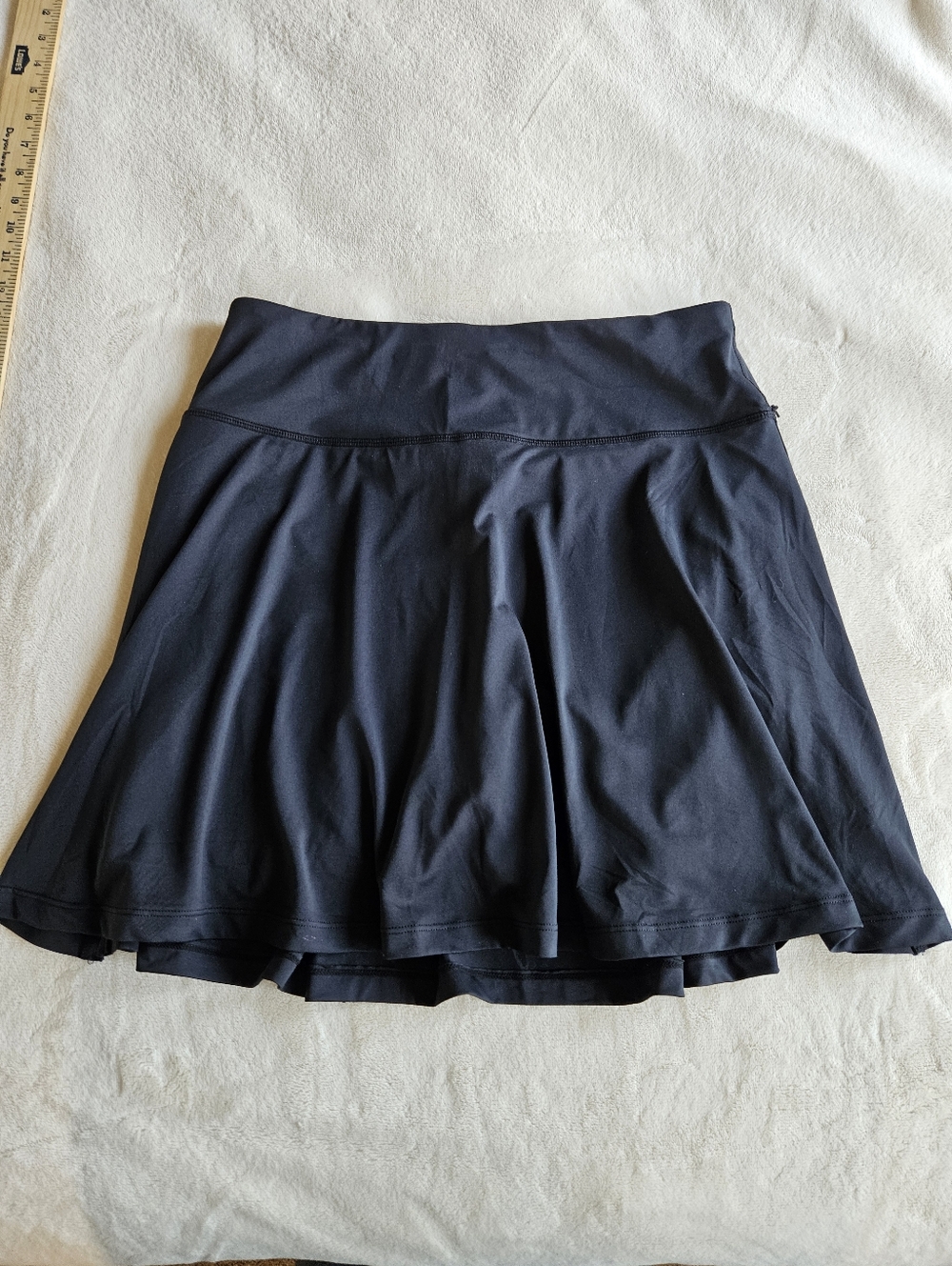 Zuty Black Athletic Skater Skirt with Built-In Shorts Sz L